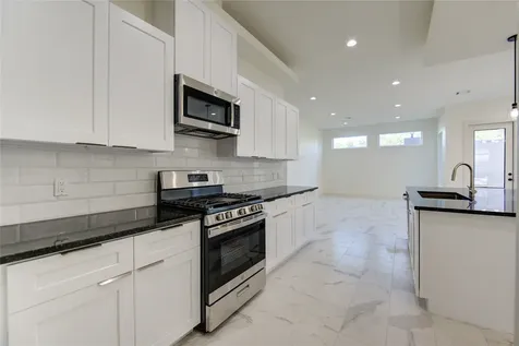 2922 El Fenice Lane Houston TX 77057