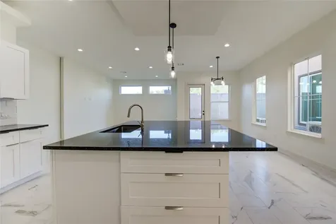 2922 El Fenice Lane Houston TX 77057