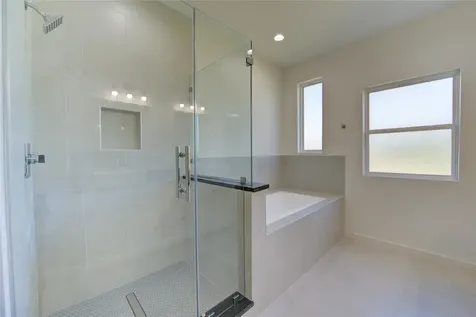 2922 El Fenice Lane Houston TX 77057