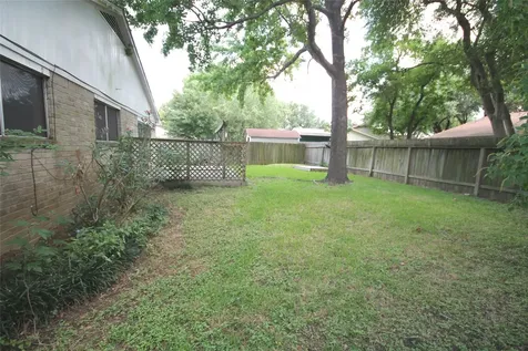 1106 Ravenscourt Drive Sugar Land TX 77498