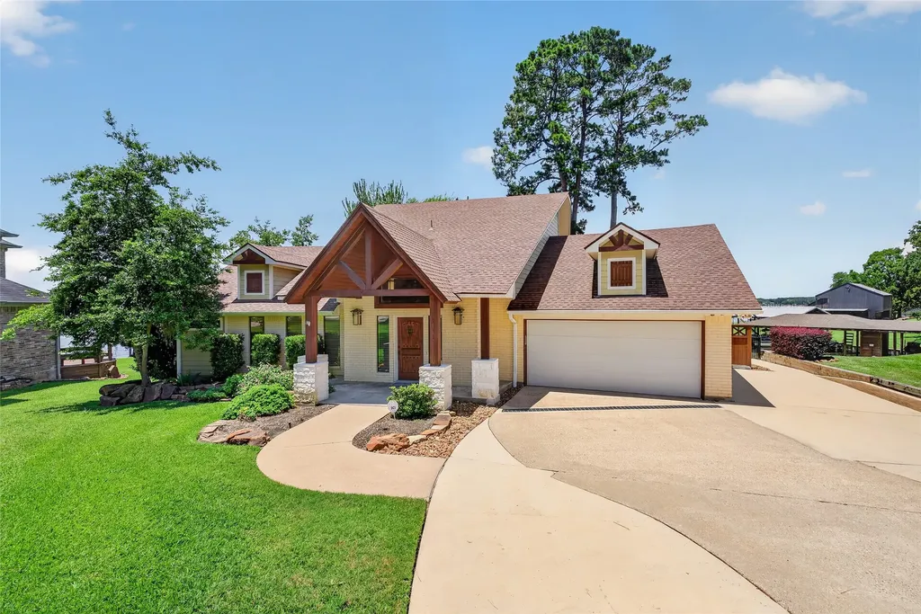 495 Wildwood Drive Onalaska TX 77360