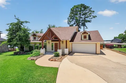 495 Wildwood Drive Onalaska TX 77360