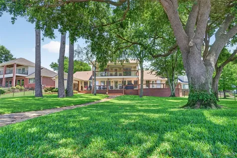 495 Wildwood Drive Onalaska TX 77360