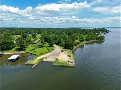 495 Wildwood Drive Onalaska TX 77360