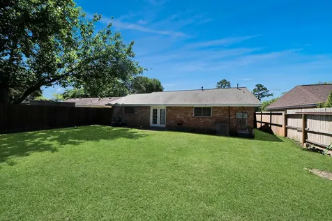 7414 Battlewood Drive Houston TX 77040
