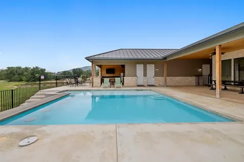 1463 Mountain Valley Drive Concan TX 78838