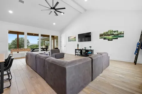 1463 Mountain Valley Drive Concan TX 78838