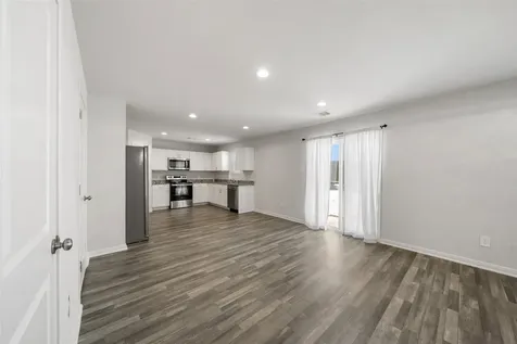 412 Del Monte Drive Huntsville TX 77320