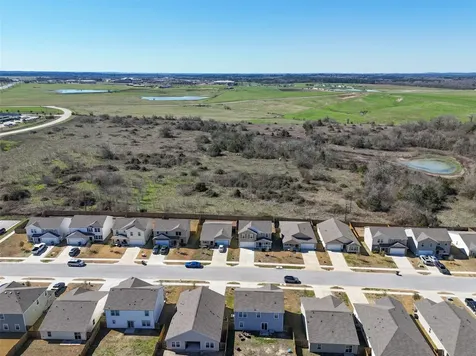 412 Del Monte Drive Huntsville TX 77320