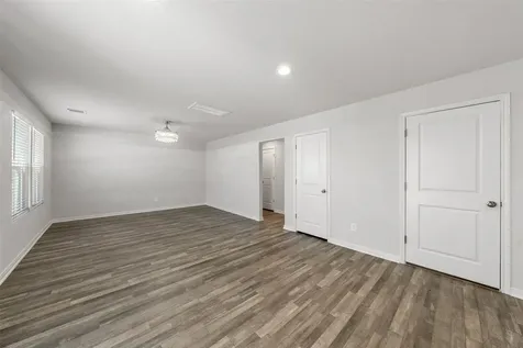 412 Del Monte Drive Huntsville TX 77320