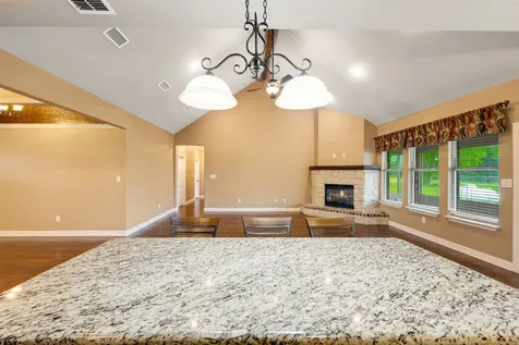 12554 Cr 1260 Bullard TX 75757