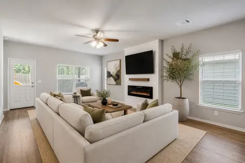 210 Bellewood Manor Drive Magnolia TX 77354