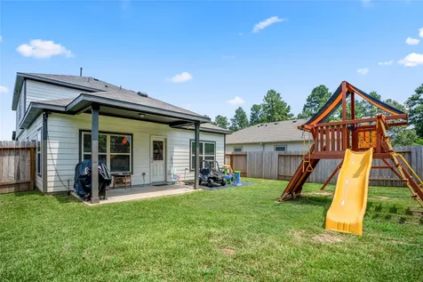 210 Bellewood Manor Drive Magnolia TX 77354