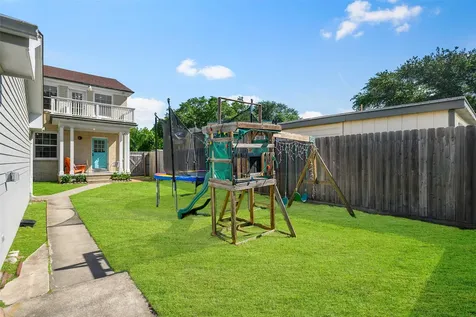 36 Cedar Lawn Circle Galveston TX 77551