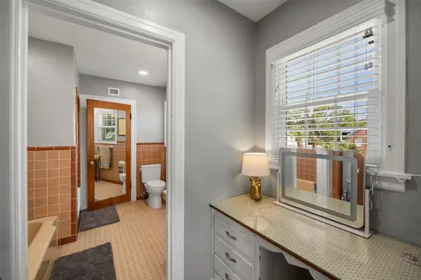 36 Cedar Lawn Circle Galveston TX 77551