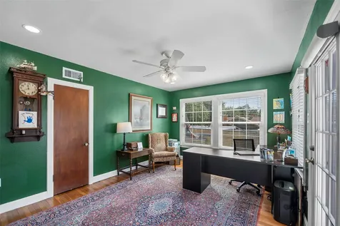 36 Cedar Lawn Circle Galveston TX 77551