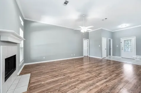69 Briar Oak Court Alvin TX 77511