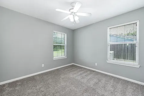 69 Briar Oak Court Alvin TX 77511