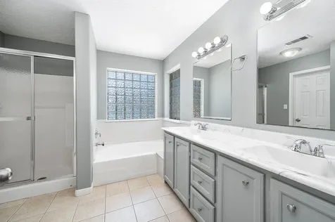 69 Briar Oak Court Alvin TX 77511