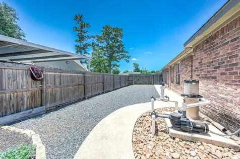 69 Briar Oak Court Alvin TX 77511