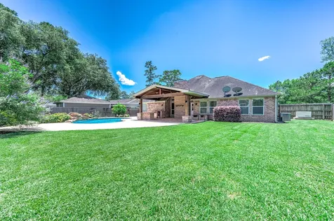 69 Briar Oak Court Alvin TX 77511