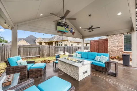 32226 Waterford Crest Lane Fulshear TX 77441