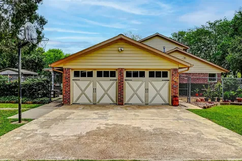 2810 Precinct Line Road Road Richmond TX 77406