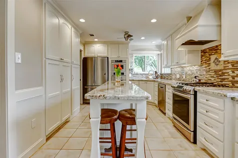 2810 Precinct Line Road Road Richmond TX 77406