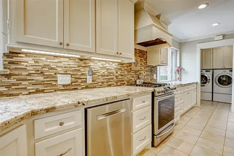 2810 Precinct Line Road Road Richmond TX 77406