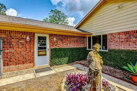 2810 Precinct Line Road Road Richmond TX 77406