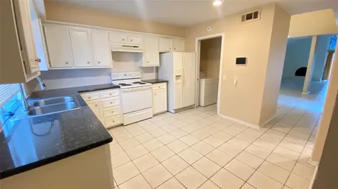 4714 N Cashel Circle Houston TX 77069