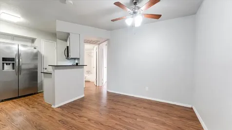 10811 Richmond Avenue Avenue 101 Houston TX 77042