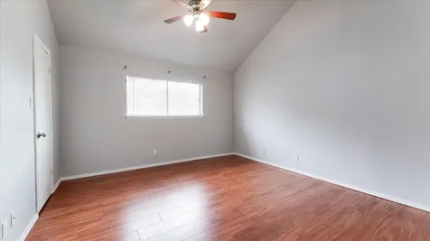 10811 Richmond Avenue Avenue 101 Houston TX 77042