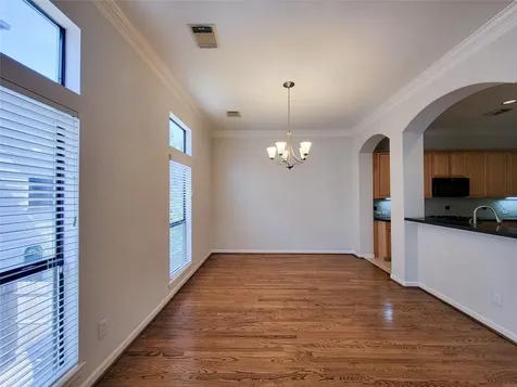 604 Reinerman Street Houston TX 77007