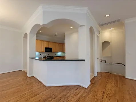 604 Reinerman Street Houston TX 77007