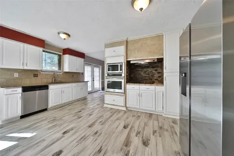2006 Mermaid Lane Houston TX 77062