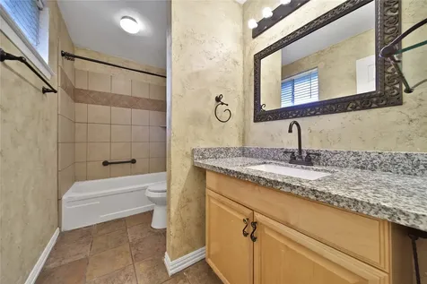 2006 Mermaid Lane Houston TX 77062