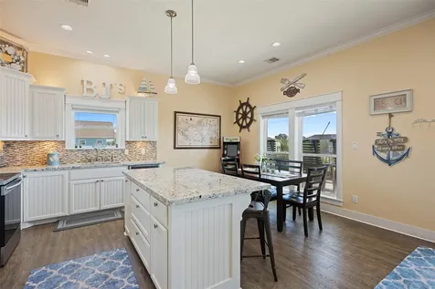 2569 Palm Drive Crystal Beach TX 77650
