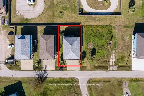 2569 Palm Drive Crystal Beach TX 77650