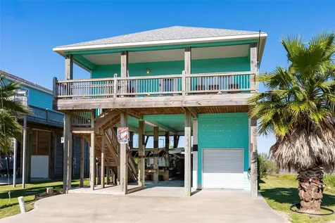 2569 Palm Drive Crystal Beach TX 77650
