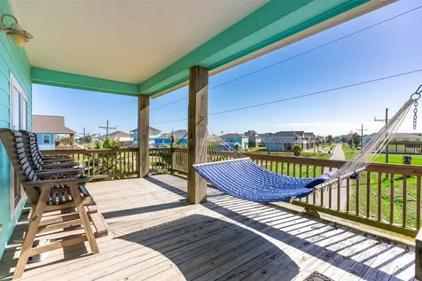 2569 Palm Drive Crystal Beach TX 77650