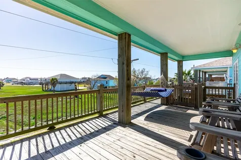 2569 Palm Drive Crystal Beach TX 77650