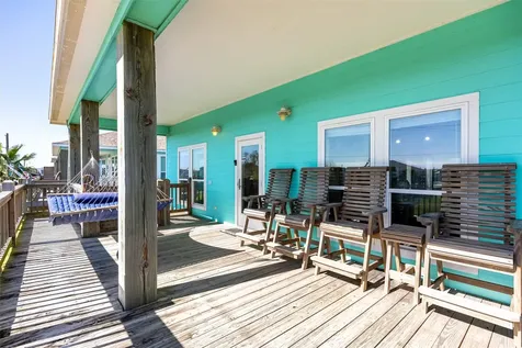 2569 Palm Drive Crystal Beach TX 77650