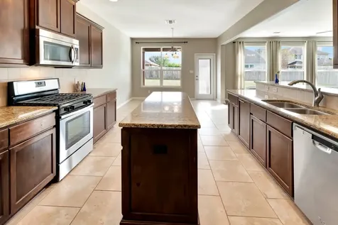 115 Copper Rock Cove Victoria TX 77904
