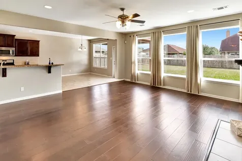 115 Copper Rock Cove Victoria TX 77904