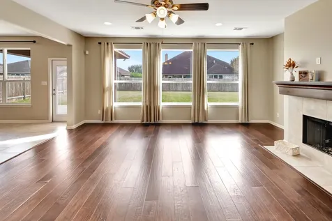 115 Copper Rock Cove Victoria TX 77904