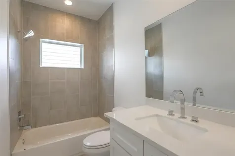 7714 Jacquelyn Oaks Road Houston TX 77055