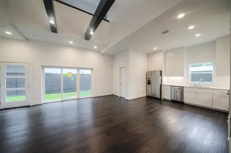 7714 Jacquelyn Oaks Road Houston TX 77055