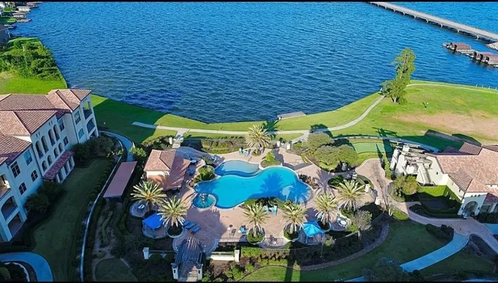 17040 W Fm 1097 Road 5103 Montgomery TX 77356
