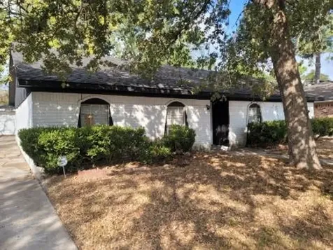 7211 Deep Forest Drive Houston TX 77088